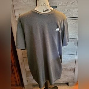 Adidas crew neck t'shirt